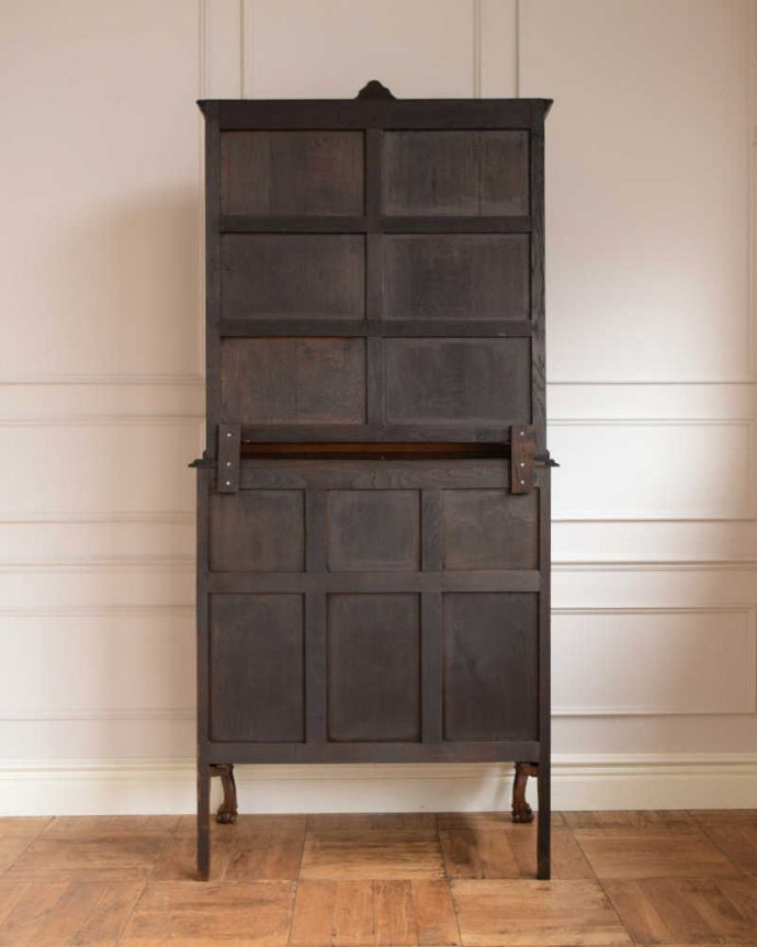 ビューロー　アンティーク家具　贅沢な彫りが美しいアンティーク南仏家具、オーク材のブックビューロー（本棚とデスク） 。後ろ姿までキレイです。(j-2419-f)