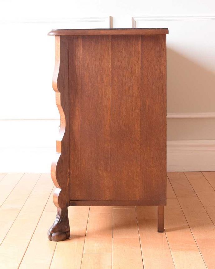 アンティークのチェスト　アンティーク家具　優雅なアンティーク家具、フランスから届いた3段チェスト（コモード）。横から見てもステキ横から見るとこんな感じ。(j-2431-f)