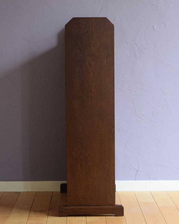 マガジンラック　アンティーク家具　キャビネット＜オープンシェルフ（英国クラシック/マガジンラック付き）商品UP用。横から見ても素敵なんですしっかり修復してあるのでどんな場所に置いて見てもらってもカッコいいです。(j-2460-f)