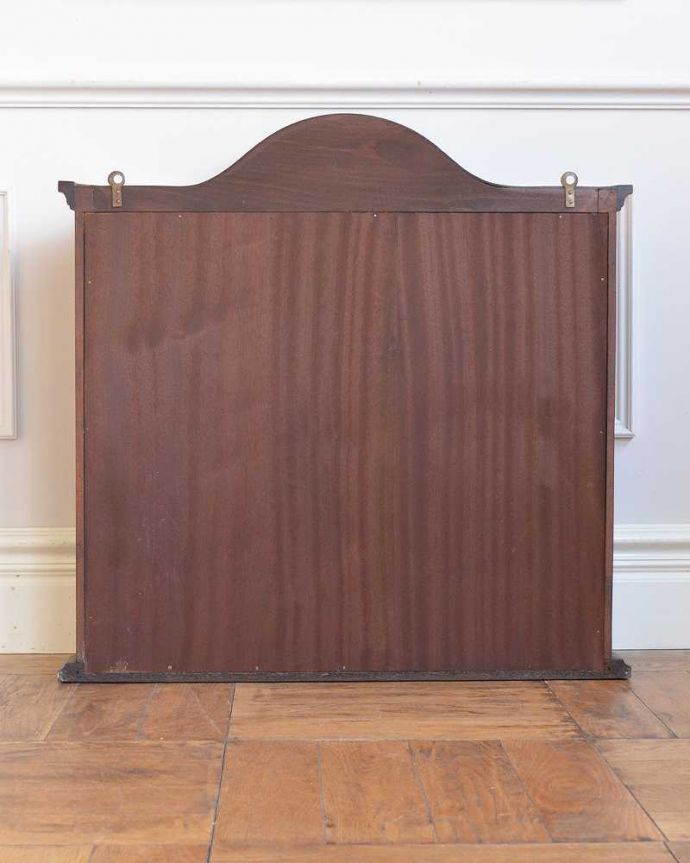 アンティークのキャビネット アンティーク家具 フランスの小さなアンティーク家具、ガラス扉のウォールキャビネット(鍵付き)。後ろ姿も見て下さい。(j-2475-f)