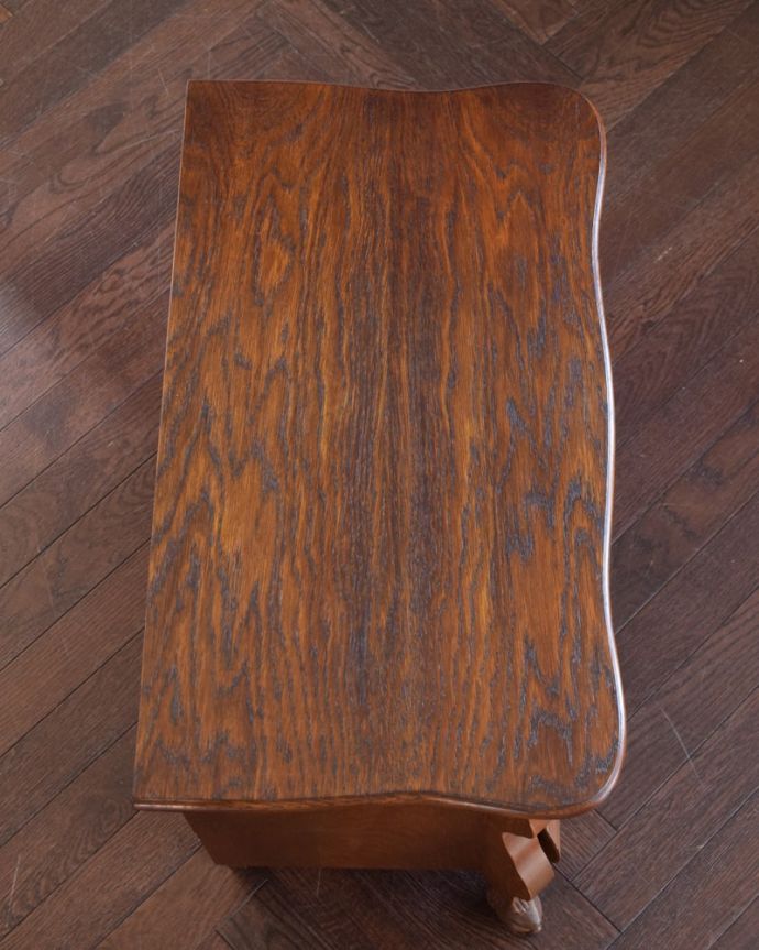 フランスのチェストの天板