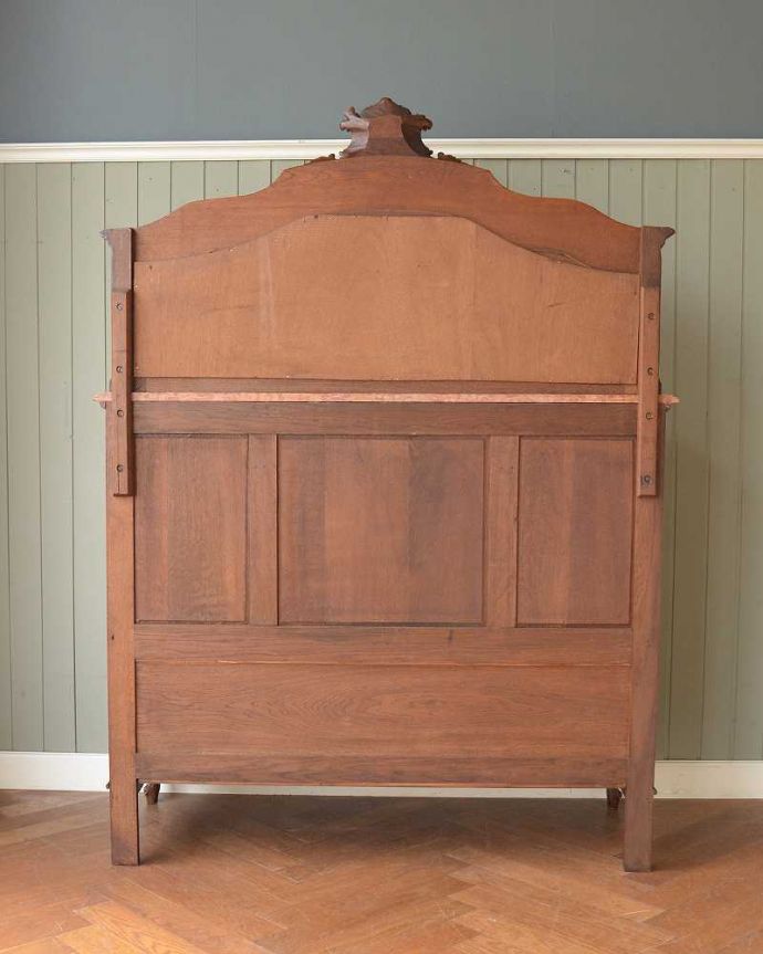 アンティークのキャビネット　アンティーク家具　フランスから届いたアンティーク家具、大理石天板が美しいミラーバックサイドボード。もちろん、後ろ姿もキレイです。(j-2614-f)