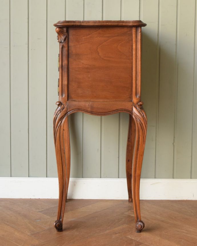 アンティークのサイドキャビネット、長い猫脚のフランスキャビネット(j