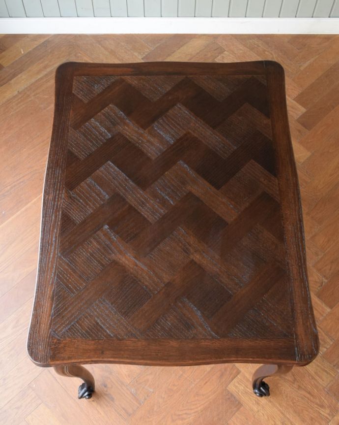 アンティークのテーブル アンティーク家具 ドローリーフテーブル 上から見るとこんな形リーフを開く前はこんな形です。(j-2696-f)