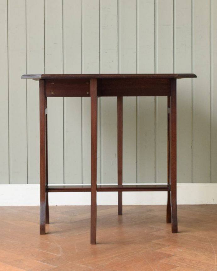 いろんな表情が楽しめるテーブル