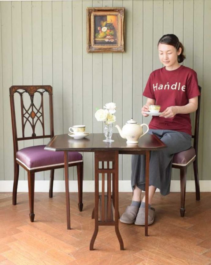 アンティークのゲートレッグテーブル