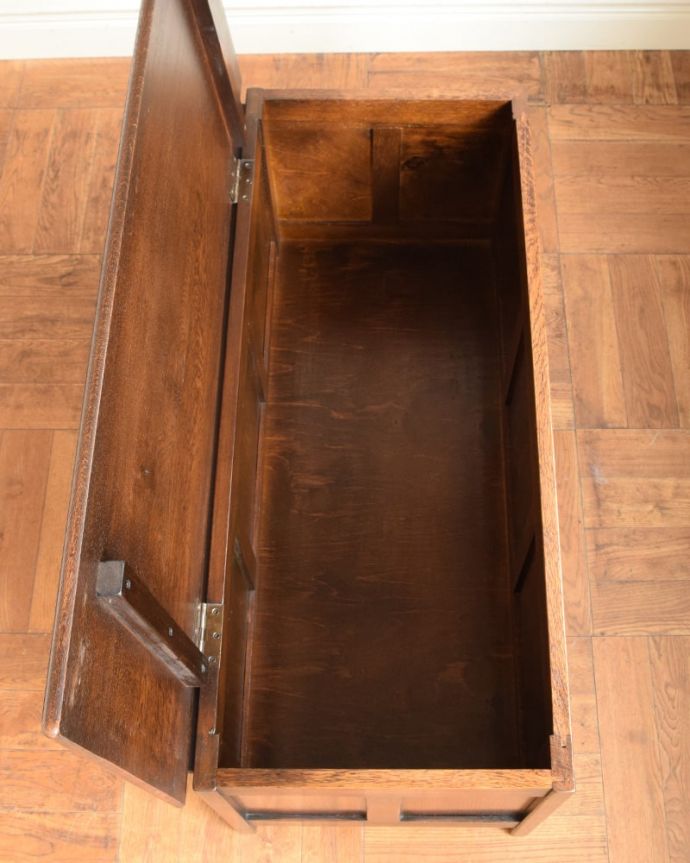 ブランケットボックスの中