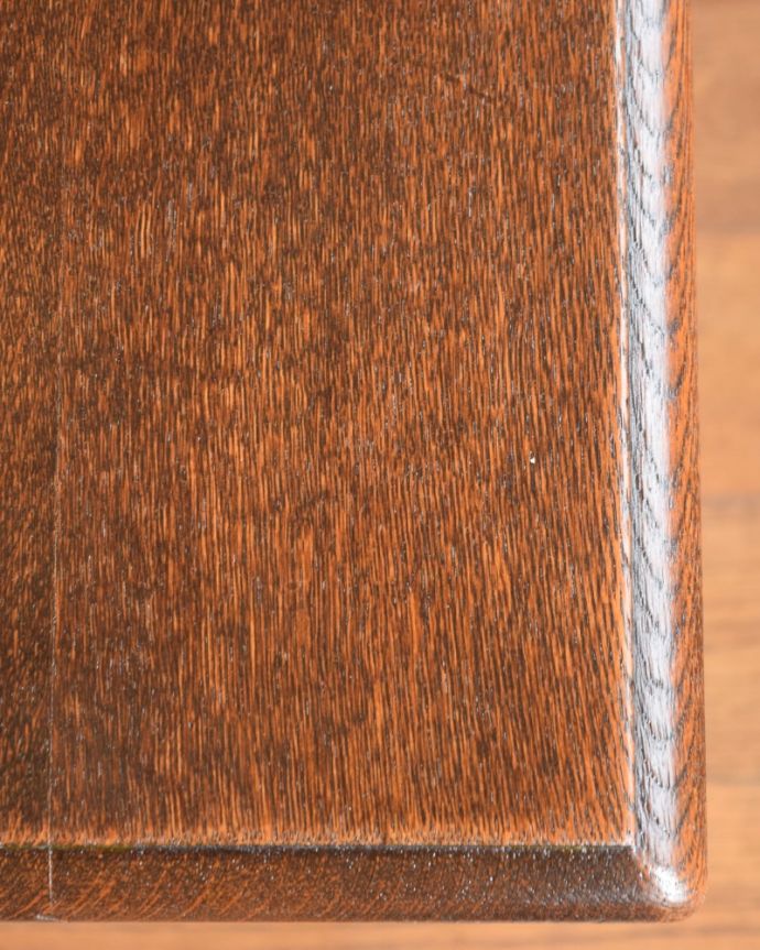 ブランケットボックスの天板