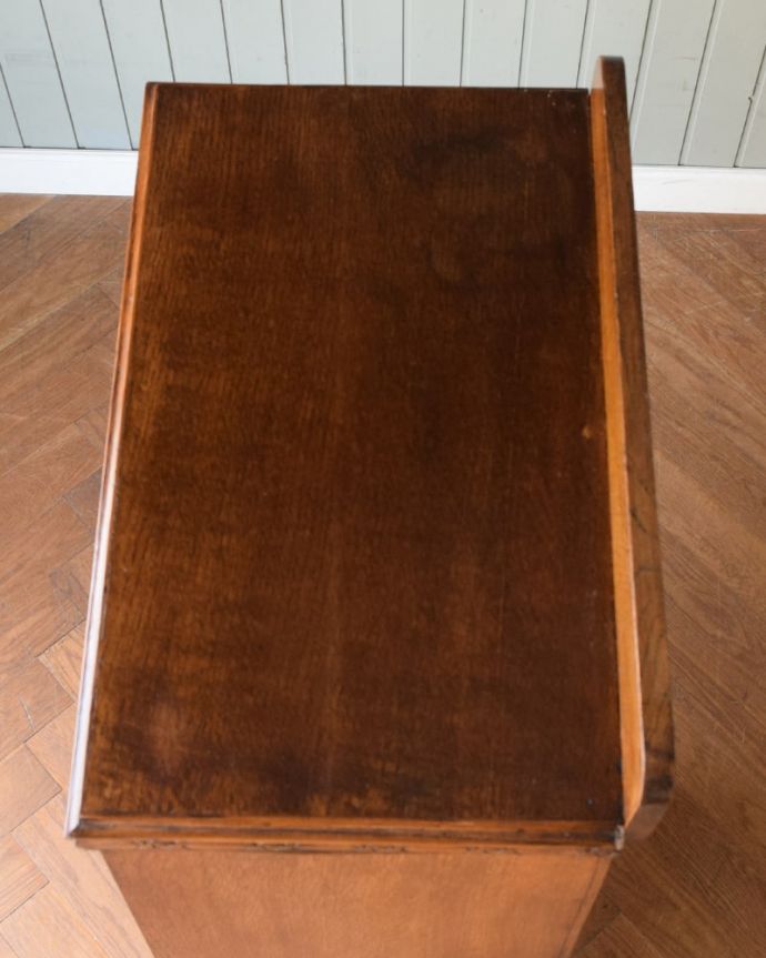 アンティークのキャビネット アンティーク家具 ブックケース 上から見てみると…家具の形はこんな感じです。(j-2718-f)