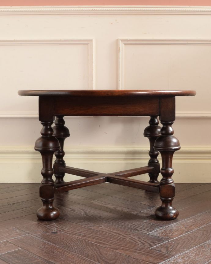 アンティークのテーブル　アンティーク家具　オケージョナルテーブル　真横から見ると･･･サイドから見てみると、こんな感じで美しいです。(j-2720-f)