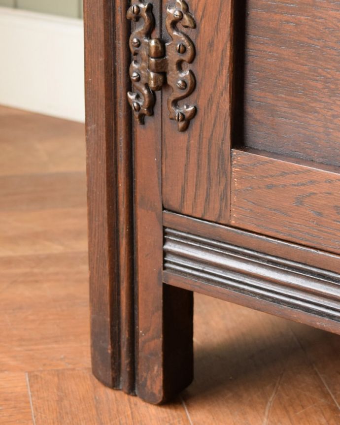 アンティーク家具の脚