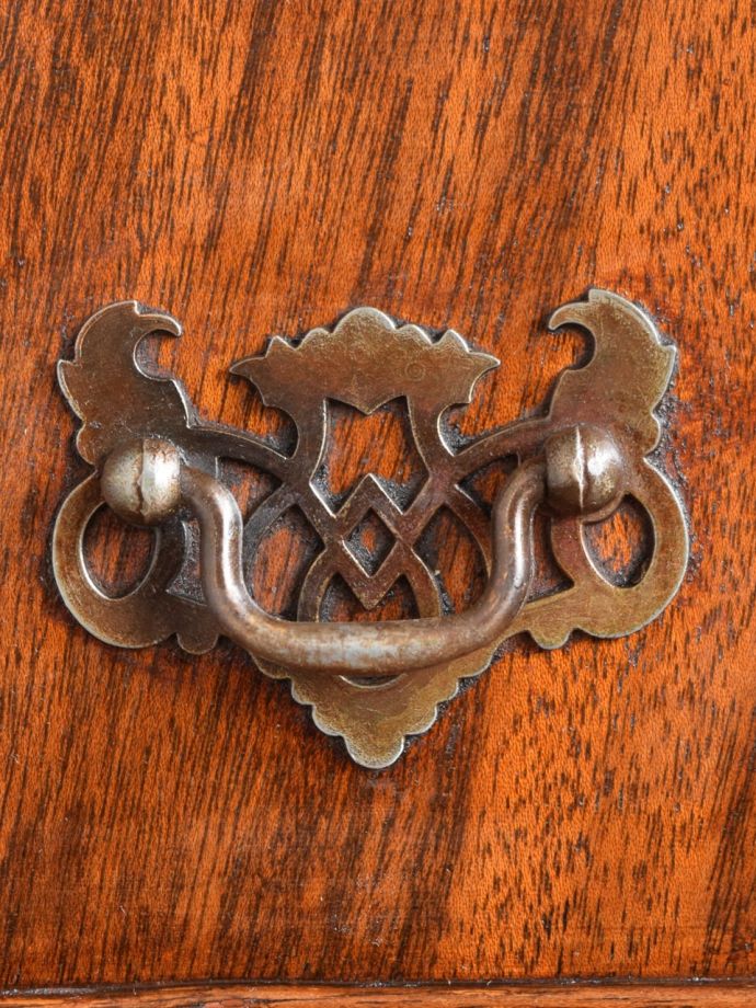 アンティークチェストの取っ手