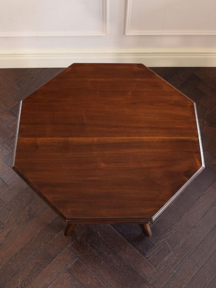 オケージョナルテーブルの天板