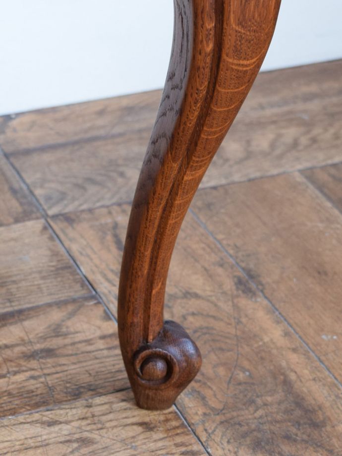 アンティーク家具の脚