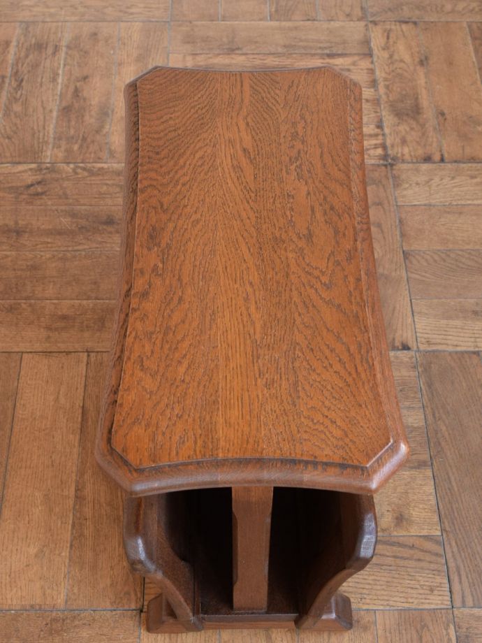 アンティークマガジンラックの天板