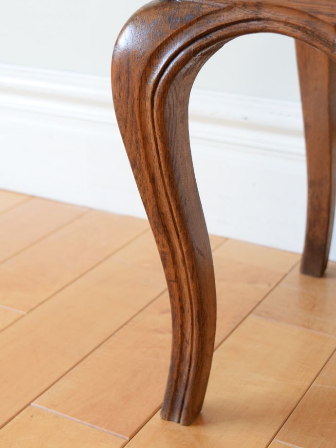 アンティーク家具の脚