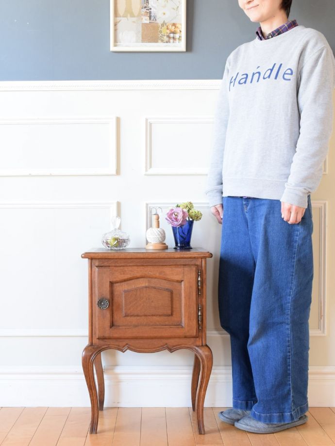 フランスの優雅なキャビネット