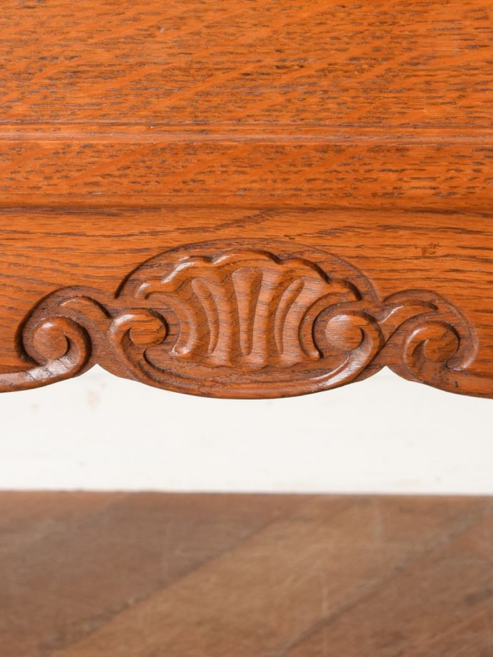 サイドボードの装飾