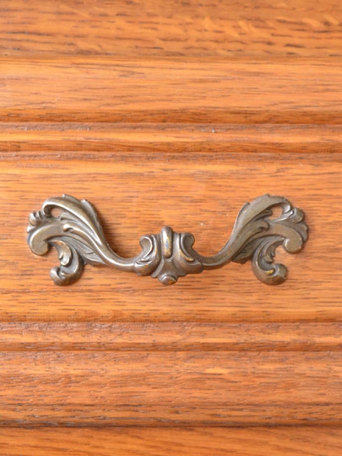 アンティーク家具の取っ手