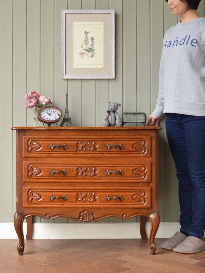 フランスのアンティークチェスト