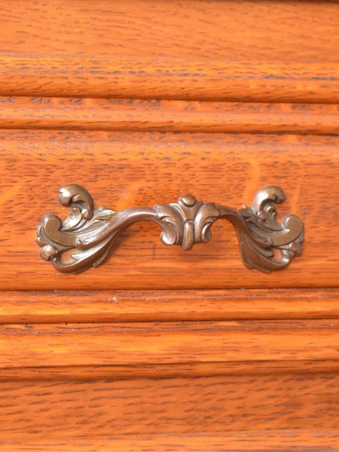 アンティークチェストの取っ手