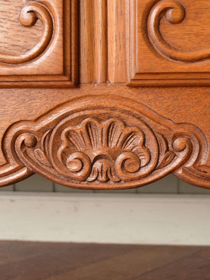 サイドボードの装飾