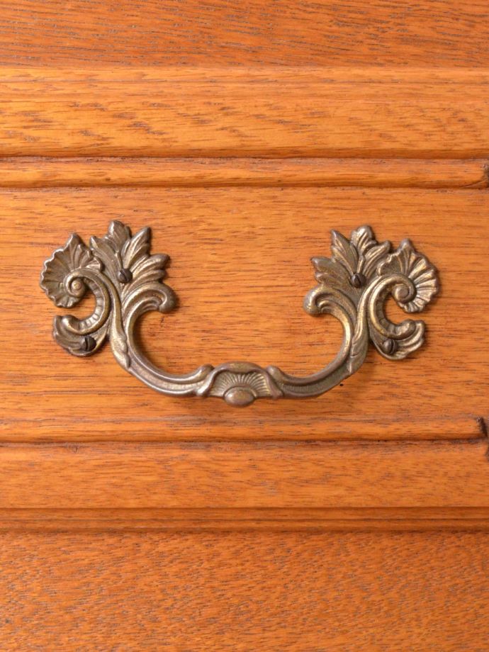 アンティーク家具の取っ手