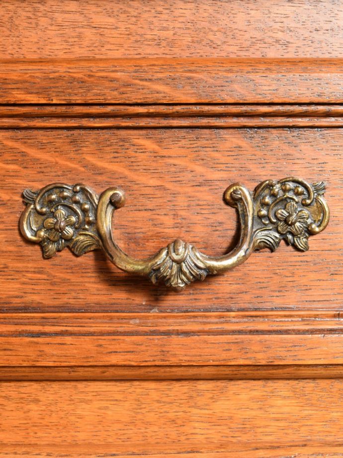 アンティークチェストの取っ手