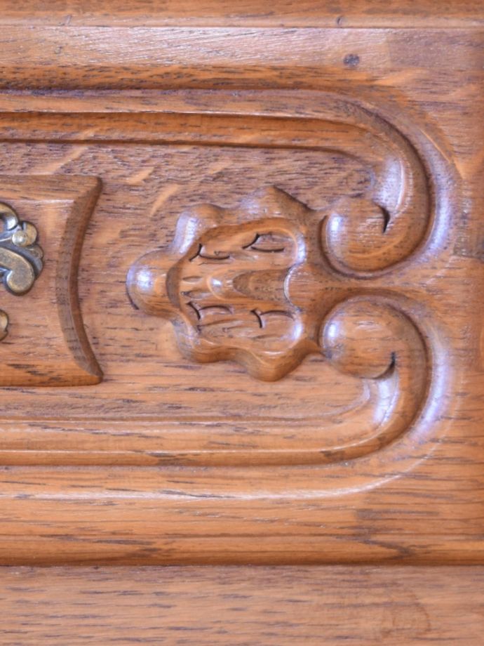 チェストの装飾