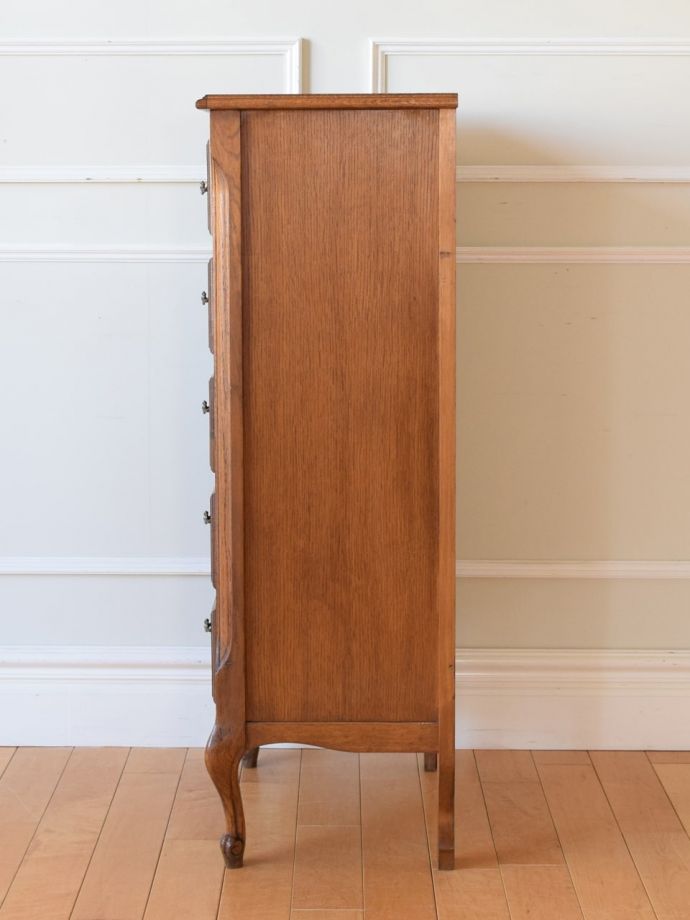 アンティークチェストの側面