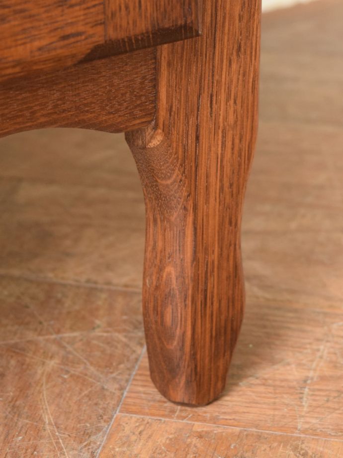 アンティーク家具の脚