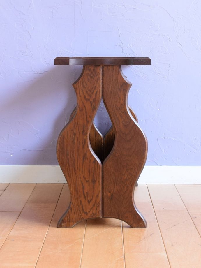 マガジンラックの側面