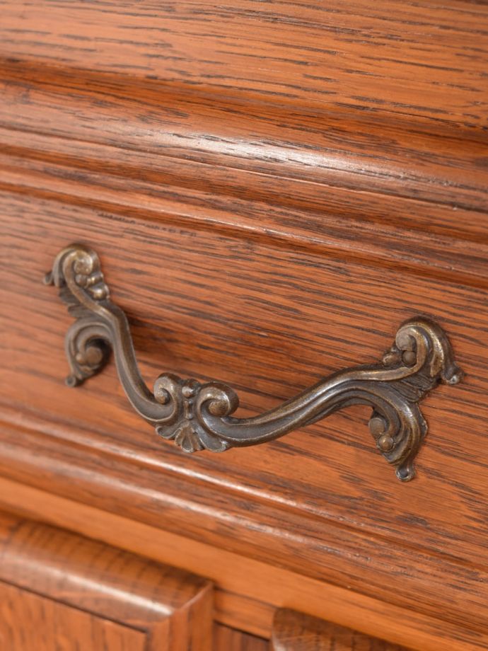 アンティーク家具の取っ手