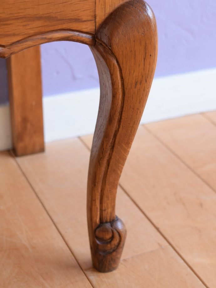 アンティークチェストの脚