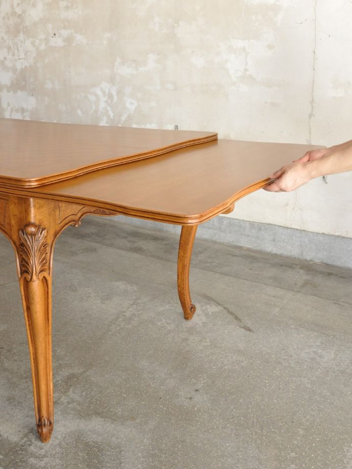 伸長式テーブルのサイズ変更方法