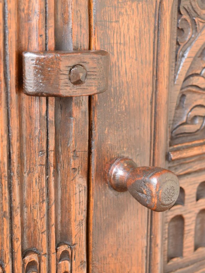 アンティーク家具の取っ手