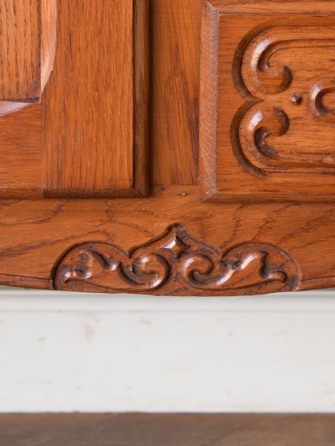 サイドボードの装飾