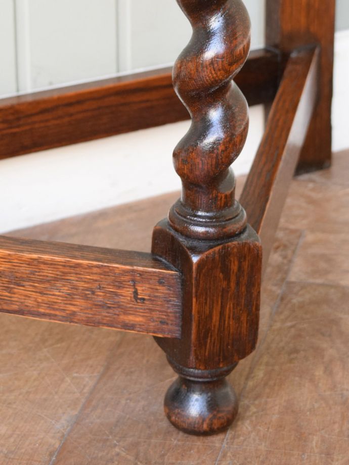 アンティーク家具の脚