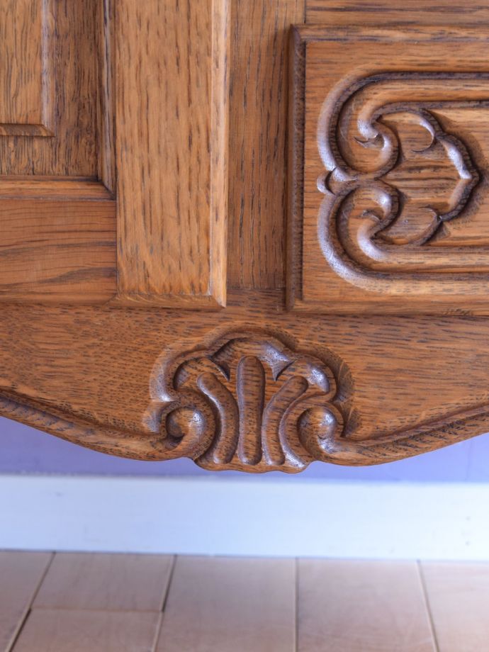 サイドボードの装飾