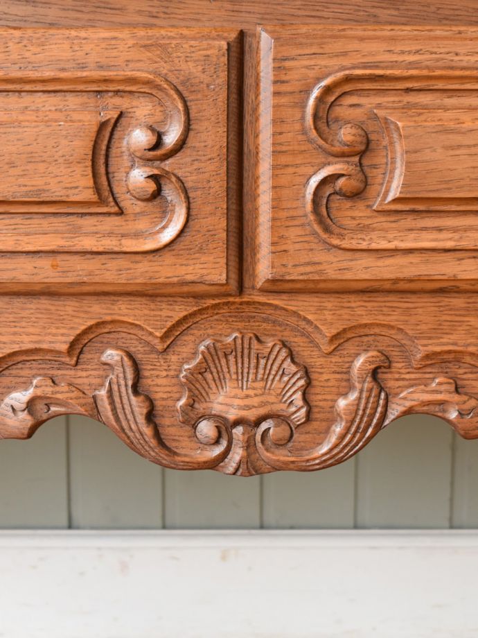 サイドボードの装飾