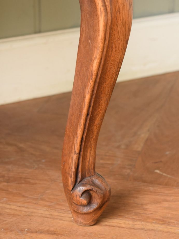 アンティーク家具の脚