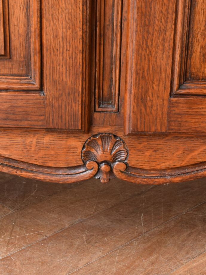 サイドボードの装飾