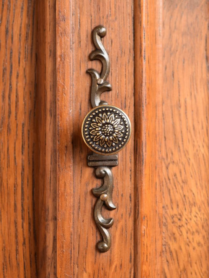 アンティーク家具の取っ手