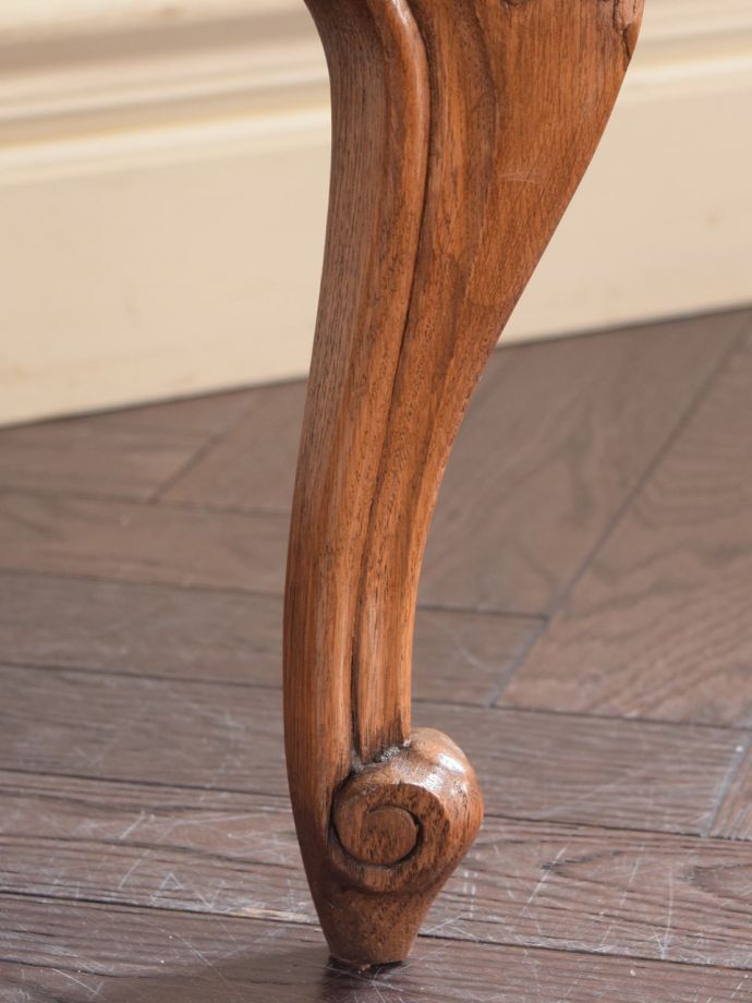 アンティーク家具の脚