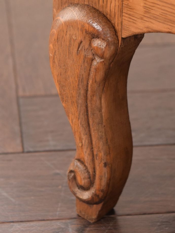 アンティーク家具の脚