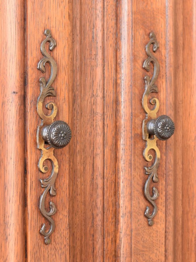 アンティーク家具の取っ手