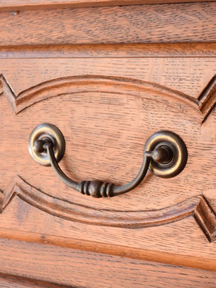 アンティーク家具の取っ手