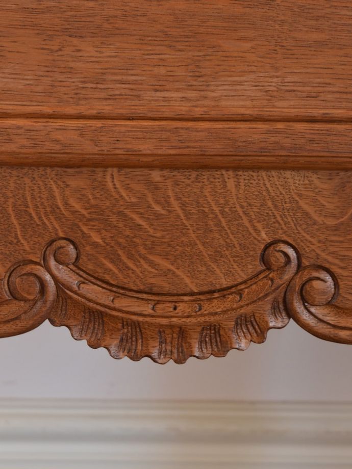 サイドボードの装飾