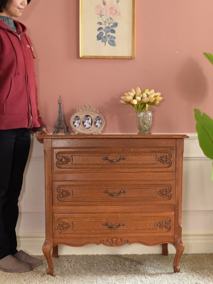 フランスのアンティークチェスト