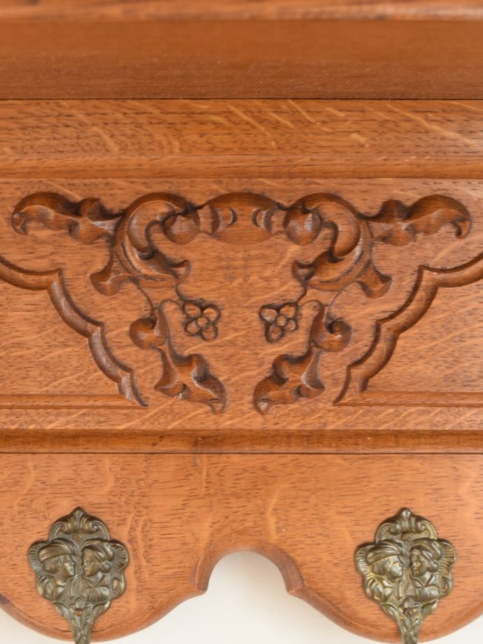 フランスらしい美しい装飾